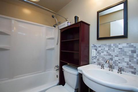 8325 Mayfair St, Cincinnati, OH 45215 photo 7