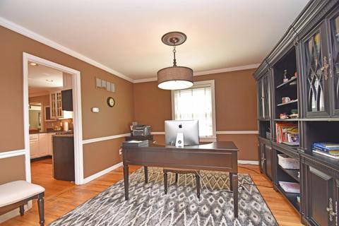 7564 Trailwind Dr, Montgomery, OH 45242 photo 9