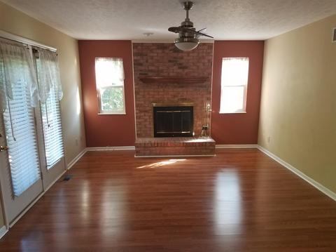 7630 Mitchell Park Dr, Cleves, OH 45002 photo 2