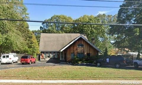8330 Mockingbird Ln, Cincinnati, OH 45231 photo 1