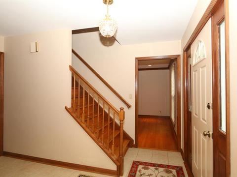 11620 Cedarview Dr, Montgomery, OH 45249 photo 2