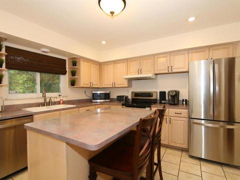 896 Bradbury Rd, Cincinnati, OH 45245 photo 6
