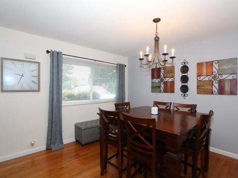 896 Bradbury Rd, Cincinnati, OH 45245 photo 4