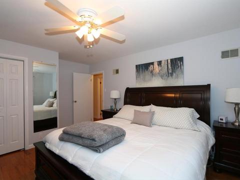 896 Bradbury Rd, Cincinnati, OH 45245 photo 10