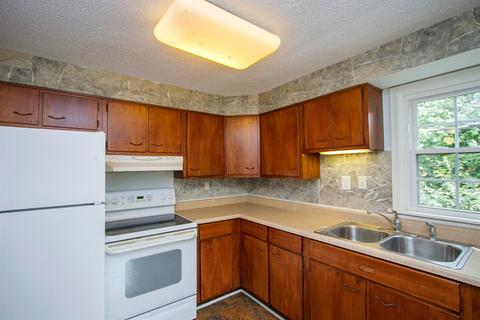 8355 Cherry Ln, Cincinnati, OH 45255 photo 8