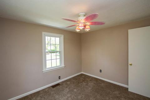 8355 Cherry Ln, Cincinnati, OH 45255 photo 16