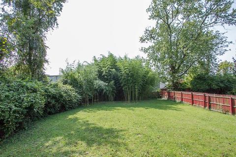 8355 Cherry Ln, Cincinnati, OH 45255 photo 23