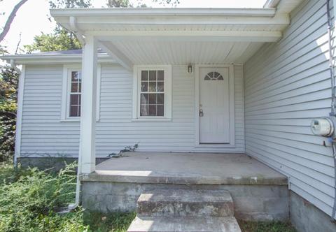 8355 Cherry Ln, Cincinnati, OH 45255 photo 2