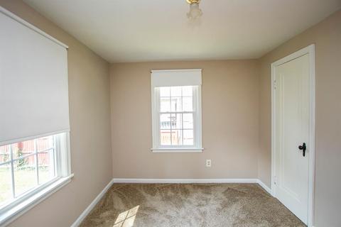 8355 Cherry Ln, Cincinnati, OH 45255 photo 19