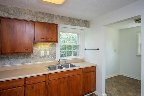 8355 Cherry Ln, Cincinnati, OH 45255 photo 10