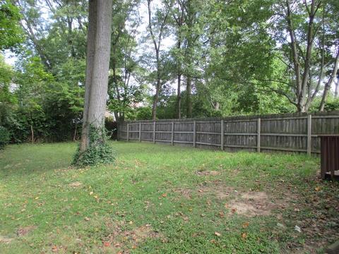 101 Burley Cir, Greenhills, OH 45218 photo 15