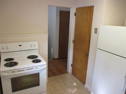 101 Burley Cir, Greenhills, OH 45218 photo 6