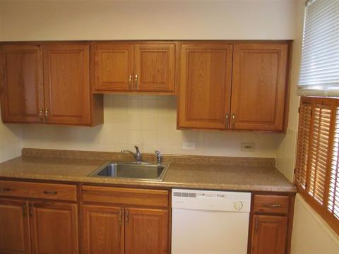 101 Burley Cir, Greenhills, OH 45218 photo 5