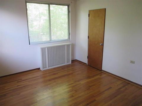 101 Burley Cir, Greenhills, OH 45218 photo 10