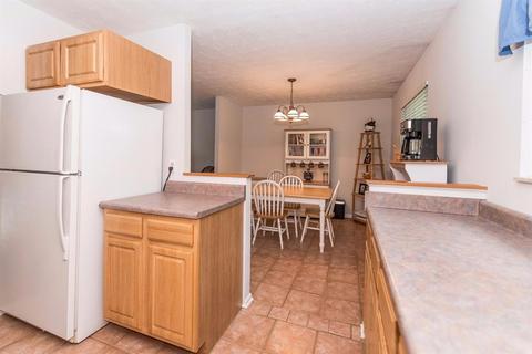 1070 Saddleback Dr, Batavia, OH 45103 photo 8