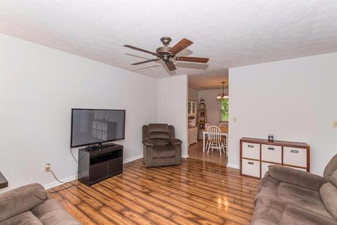 1070 Saddleback Dr, Batavia, OH 45103 photo 6