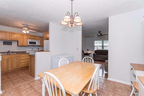 1070 Saddleback Dr, Batavia, OH 45103 photo 9
