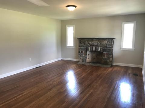 4491 Aicholtz Rd, Cincinnati, OH 45245 photo 4