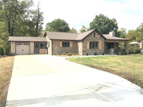 4491 Aicholtz Rd, Cincinnati, OH 45245 photo 1