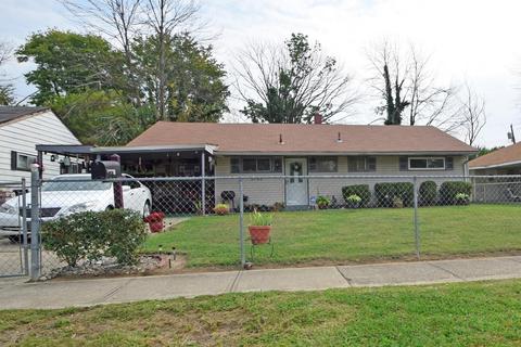 8748 Balboa Dr, Cincinnati, OH 45231 photo 2