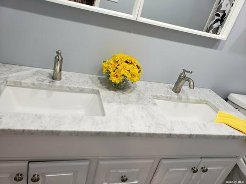 1126 Hearthstone Dr, Cincinnati, OH 45231 photo 9