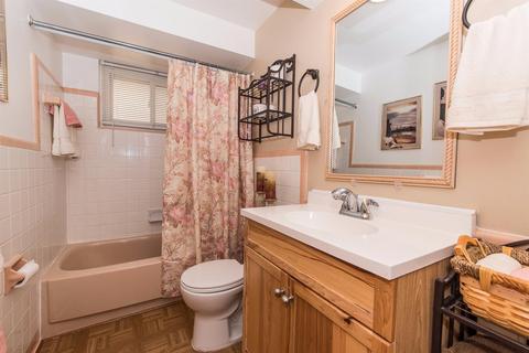 8301 Bobolink Dr, Cincinnati, OH 45231 photo 7