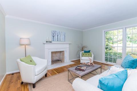 6017 Ropes Dr, Cincinnati, OH 45244 photo 6