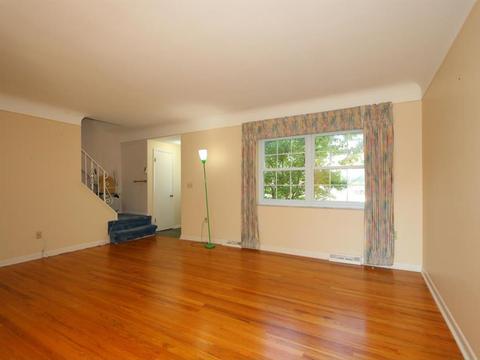 9322 Sheralee Ln, Cincinnati, OH 45231 photo 11