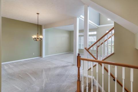 6412 Silverfox Dr, Cincinnati, OH 45230 photo 4