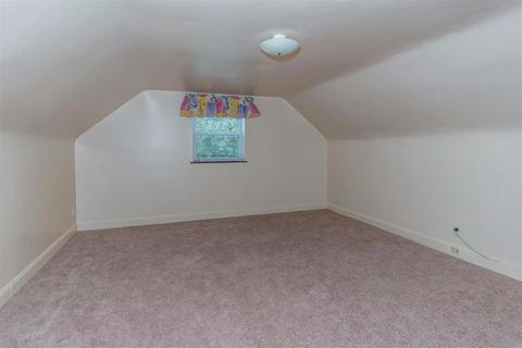3084 Neisel Ave, Cincinnati, OH 45248 photo 15