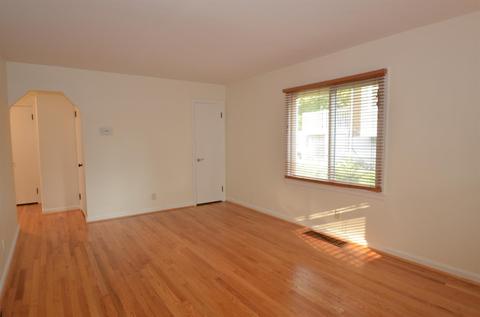 3056 Taylor Ave, Cincinnati, OH 45220 photo 4