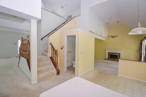 446 Ashworth Ct, Cincinnati, OH 45255 photo 13