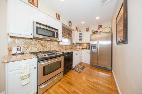 9014 Rolling Ln, Cincinnati, OH 45236 photo 2