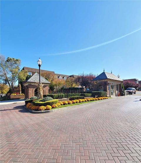 8659 Coran Dr, Cincinnati, OH 45255 photo 4