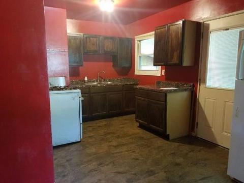 4645 Ashtree Dr, Cincinnati, OH 45223 photo 5