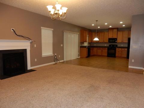 723 Sonya Ct, Monroe, OH 45050 photo 3