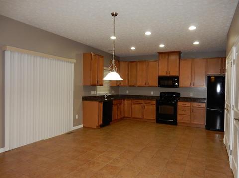 723 Sonya Ct, Monroe, OH 45050 photo 10