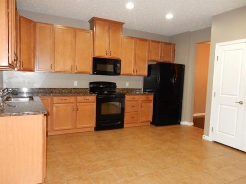 723 Sonya Ct, Monroe, OH 45050 photo 11