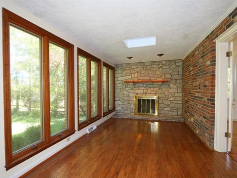 8502 Sturbridge Dr, Cincinnati, OH 45236 photo 5