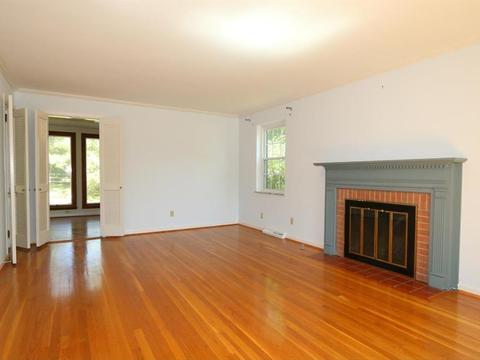 8502 Sturbridge Dr, Cincinnati, OH 45236 photo 4