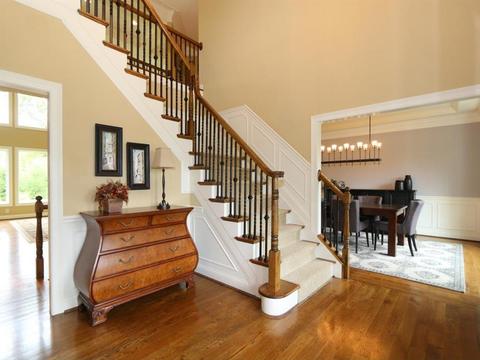 5 Larking Dr, Cincinnati, OH 45242 photo 3