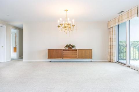 415 Bond Pl #8B, Cincinnati, OH 45206 photo 11