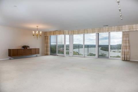 415 Bond Pl #8B, Cincinnati, OH 45206 photo 9