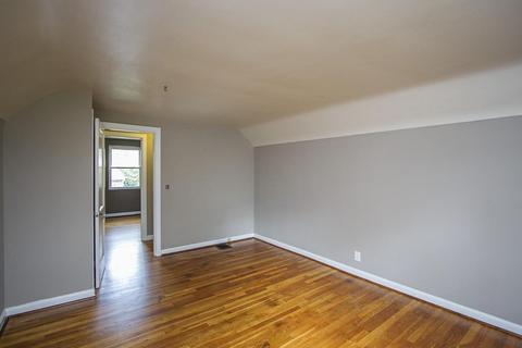 3247 Midden Cir, Cincinnati, OH 45238 photo 16