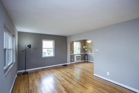 3247 Midden Cir, Cincinnati, OH 45238 photo 2