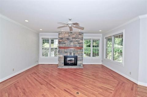 343 Summer View Dr, Cincinnati, OH 45255 photo 10