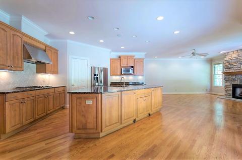 343 Summer View Dr, Cincinnati, OH 45255 photo 7