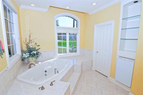 343 Summer View Dr, Cincinnati, OH 45255 photo 16