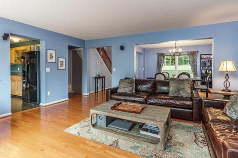 4686 Riley Ln, Cincinnati, OH 45227 photo 14