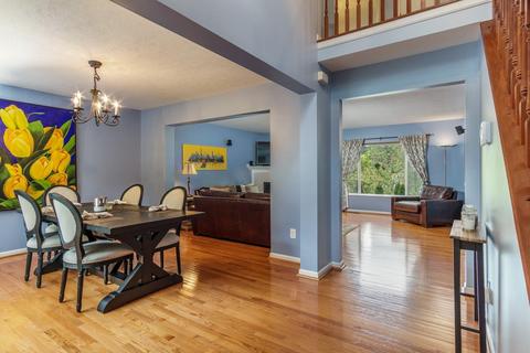 4686 Riley Ln, Cincinnati, OH 45227 photo 9